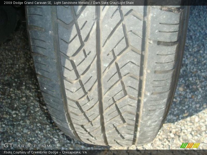 Light Sandstone Metallic / Dark Slate Gray/Light Shale 2009 Dodge Grand Caravan SE