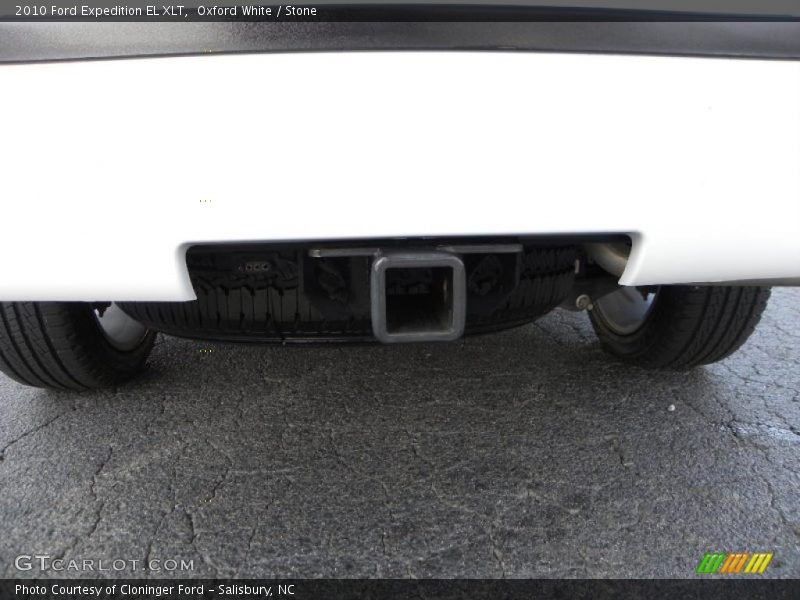 Oxford White / Stone 2010 Ford Expedition EL XLT