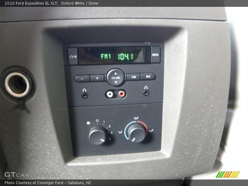Oxford White / Stone 2010 Ford Expedition EL XLT