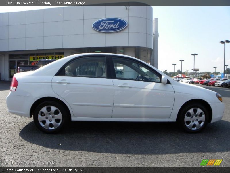 Clear White / Beige 2009 Kia Spectra EX Sedan