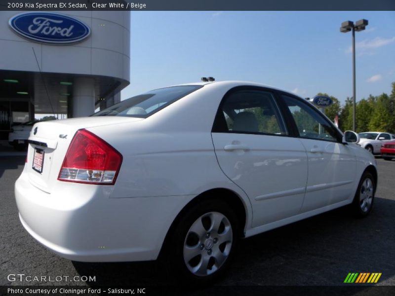 Clear White / Beige 2009 Kia Spectra EX Sedan