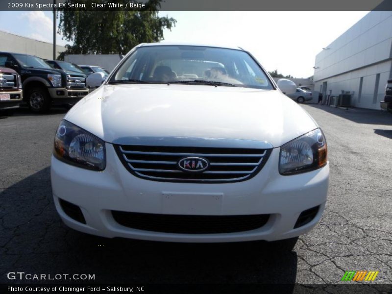 Clear White / Beige 2009 Kia Spectra EX Sedan