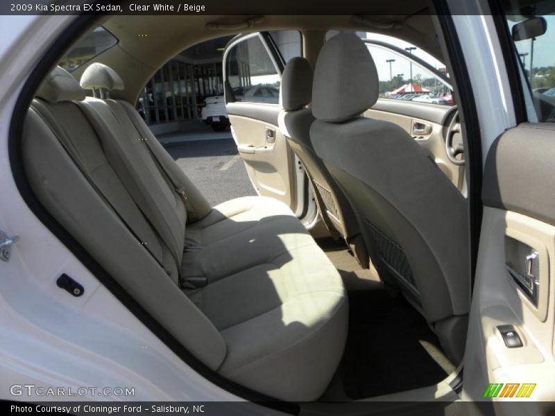 Clear White / Beige 2009 Kia Spectra EX Sedan
