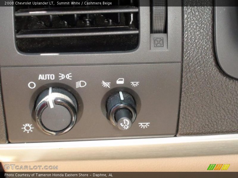 Summit White / Cashmere Beige 2008 Chevrolet Uplander LT