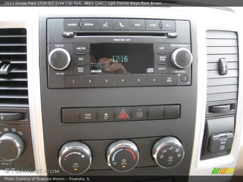 White Gold / Light Pebble Beige/Bark Brown 2011 Dodge Ram 1500 SLT Crew Cab 4x4