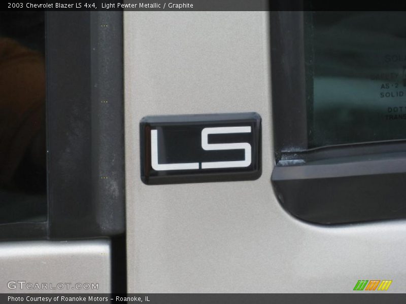 Light Pewter Metallic / Graphite 2003 Chevrolet Blazer LS 4x4