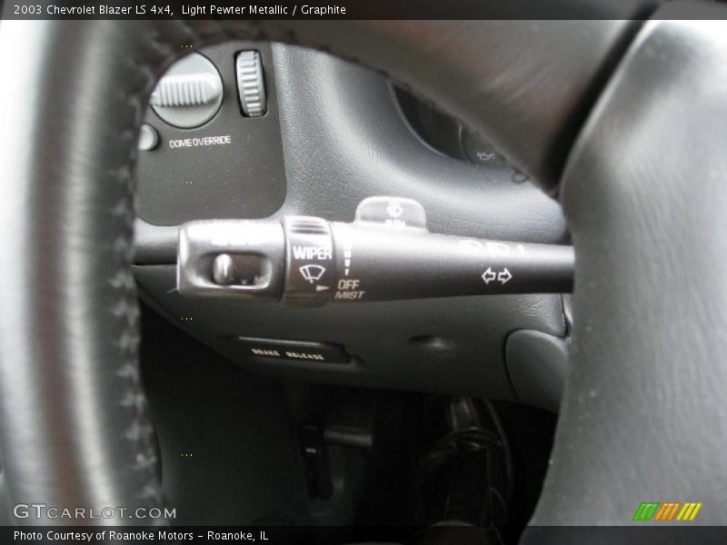 Light Pewter Metallic / Graphite 2003 Chevrolet Blazer LS 4x4