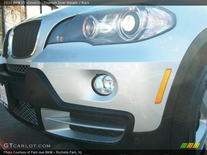 Titanium Silver Metallic / Black 2010 BMW X5 xDrive30i