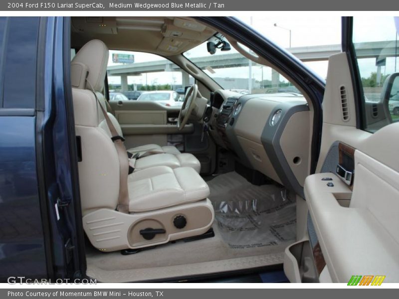 Medium Wedgewood Blue Metallic / Tan 2004 Ford F150 Lariat SuperCab