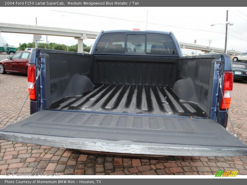 Medium Wedgewood Blue Metallic / Tan 2004 Ford F150 Lariat SuperCab