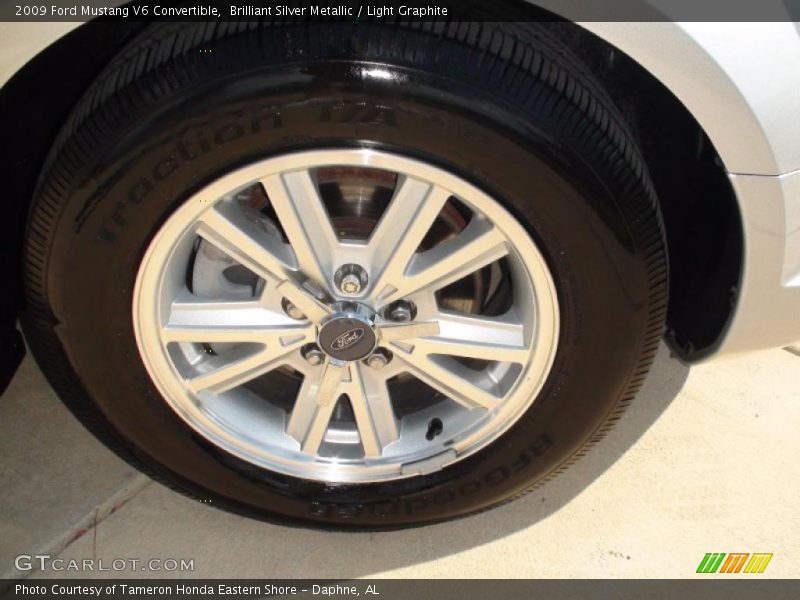 Brilliant Silver Metallic / Light Graphite 2009 Ford Mustang V6 Convertible