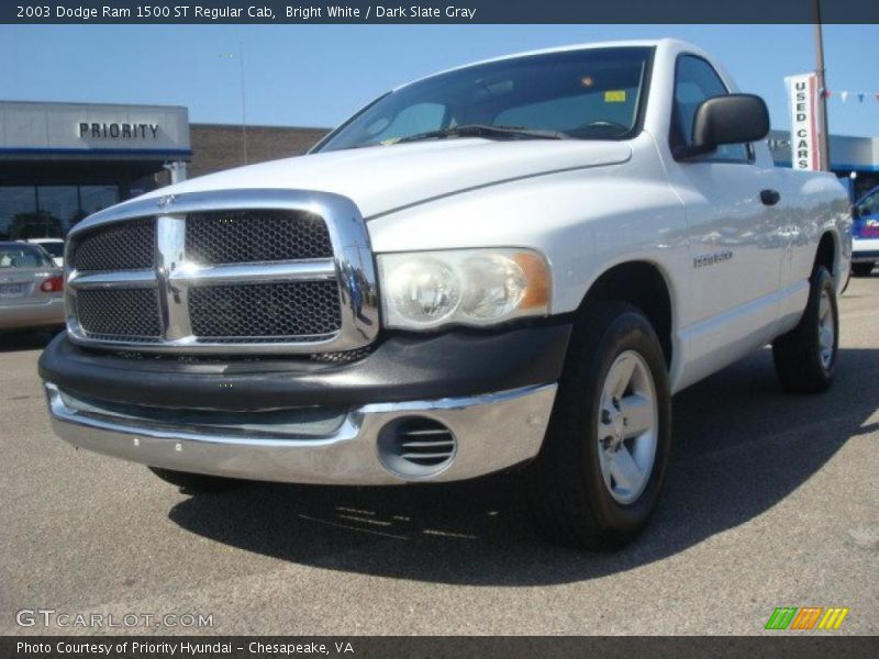Bright White / Dark Slate Gray 2003 Dodge Ram 1500 ST Regular Cab