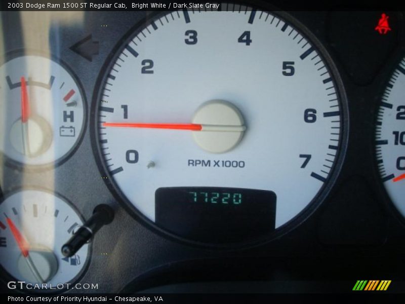 Bright White / Dark Slate Gray 2003 Dodge Ram 1500 ST Regular Cab