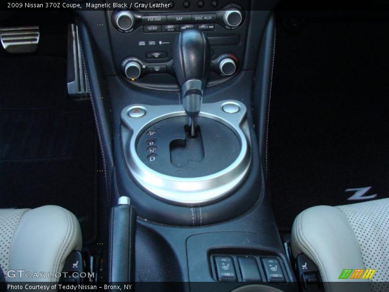 Magnetic Black / Gray Leather 2009 Nissan 370Z Coupe