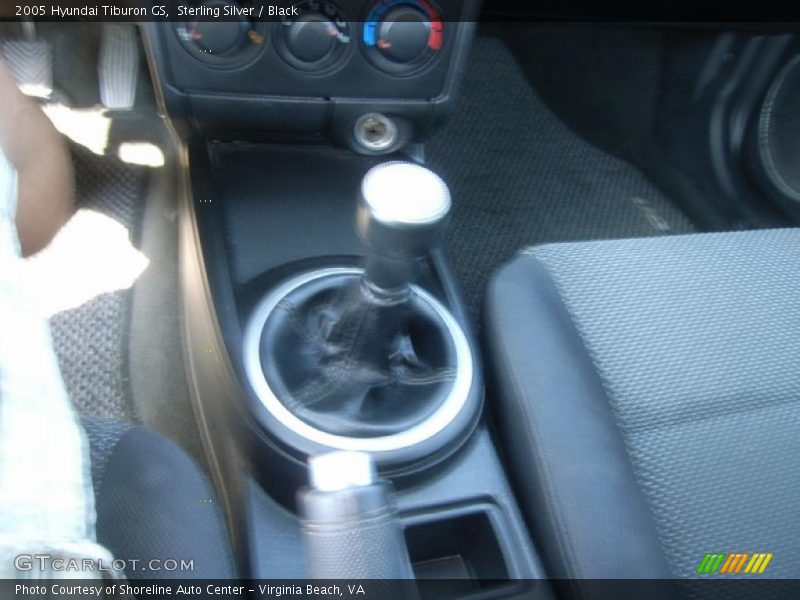 Sterling Silver / Black 2005 Hyundai Tiburon GS