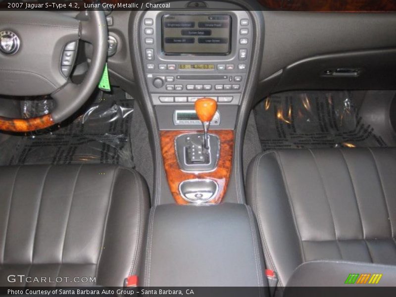 Lunar Grey Metallic / Charcoal 2007 Jaguar S-Type 4.2