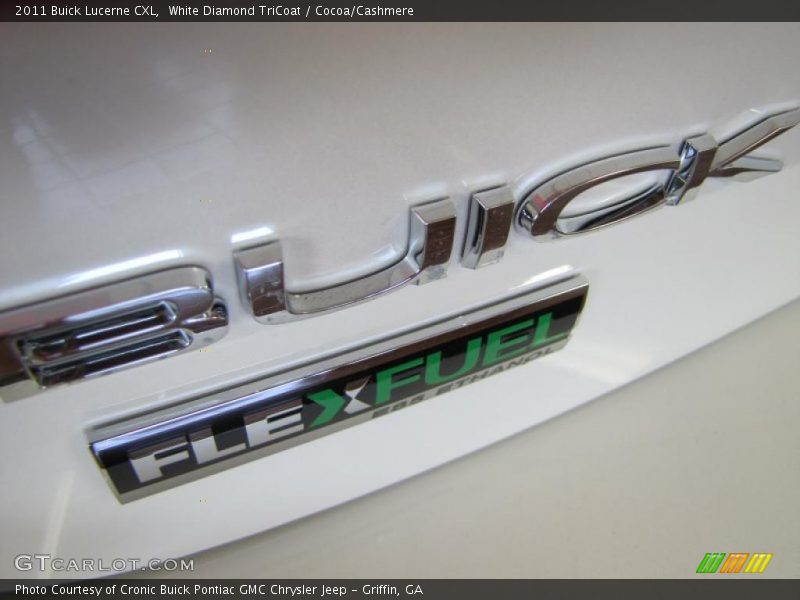 White Diamond TriCoat / Cocoa/Cashmere 2011 Buick Lucerne CXL