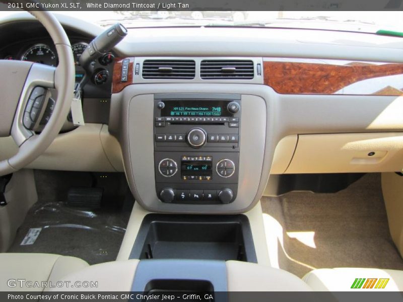 White Diamond Tintcoat / Light Tan 2011 GMC Yukon XL SLT