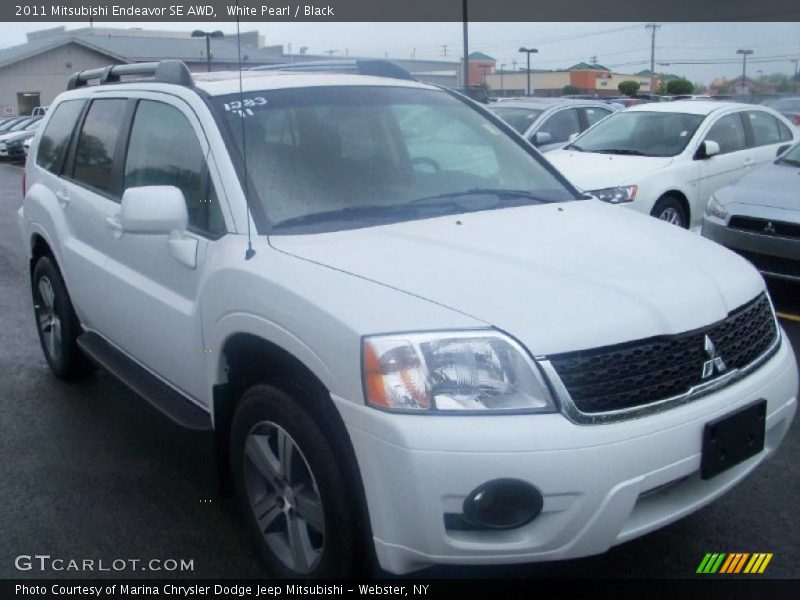 White Pearl / Black 2011 Mitsubishi Endeavor SE AWD