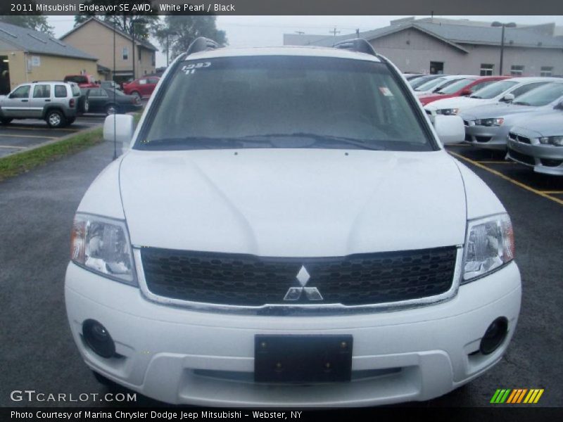 White Pearl / Black 2011 Mitsubishi Endeavor SE AWD