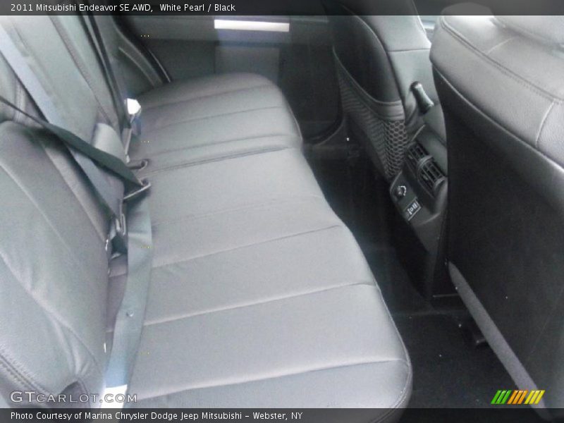 White Pearl / Black 2011 Mitsubishi Endeavor SE AWD