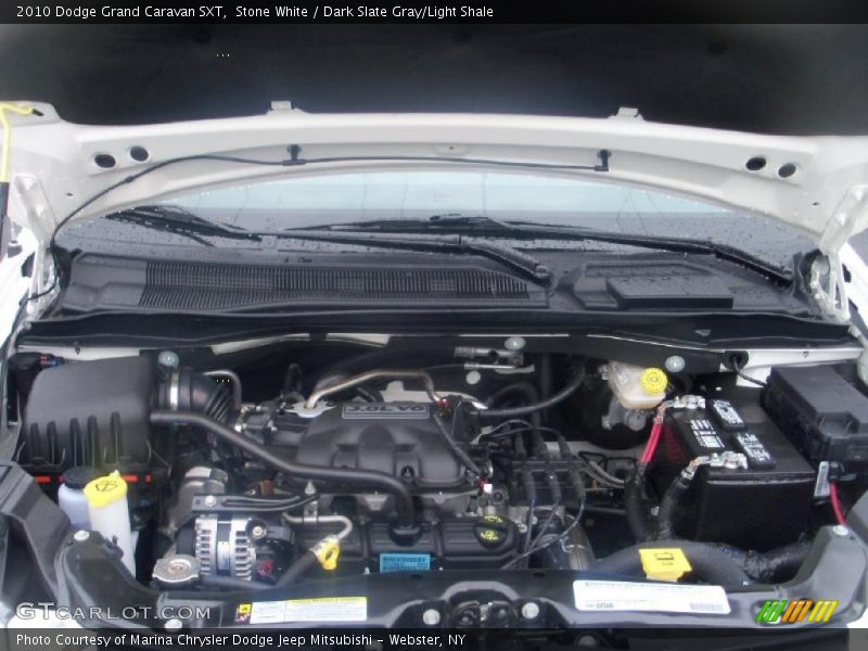 Stone White / Dark Slate Gray/Light Shale 2010 Dodge Grand Caravan SXT