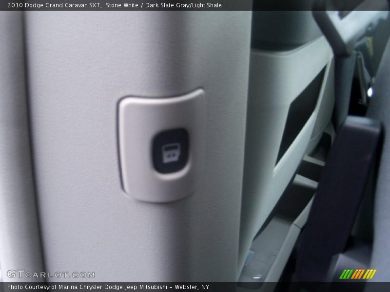 Stone White / Dark Slate Gray/Light Shale 2010 Dodge Grand Caravan SXT