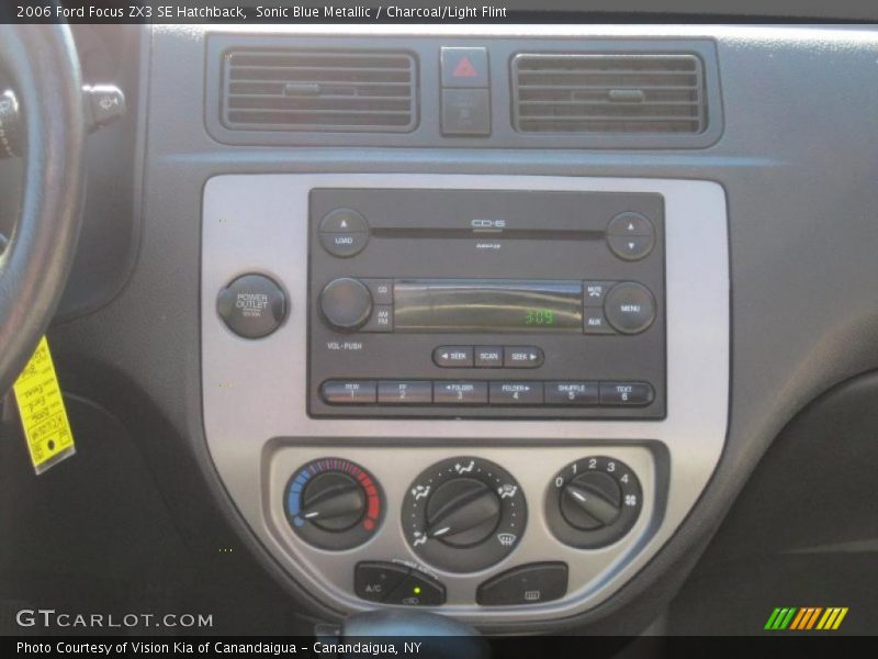 Sonic Blue Metallic / Charcoal/Light Flint 2006 Ford Focus ZX3 SE Hatchback