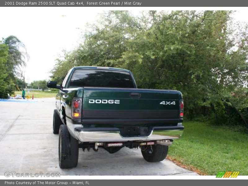 Forest Green Pearl / Mist Gray 2001 Dodge Ram 2500 SLT Quad Cab 4x4
