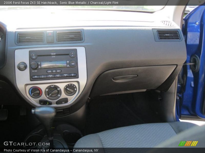 Sonic Blue Metallic / Charcoal/Light Flint 2006 Ford Focus ZX3 SE Hatchback