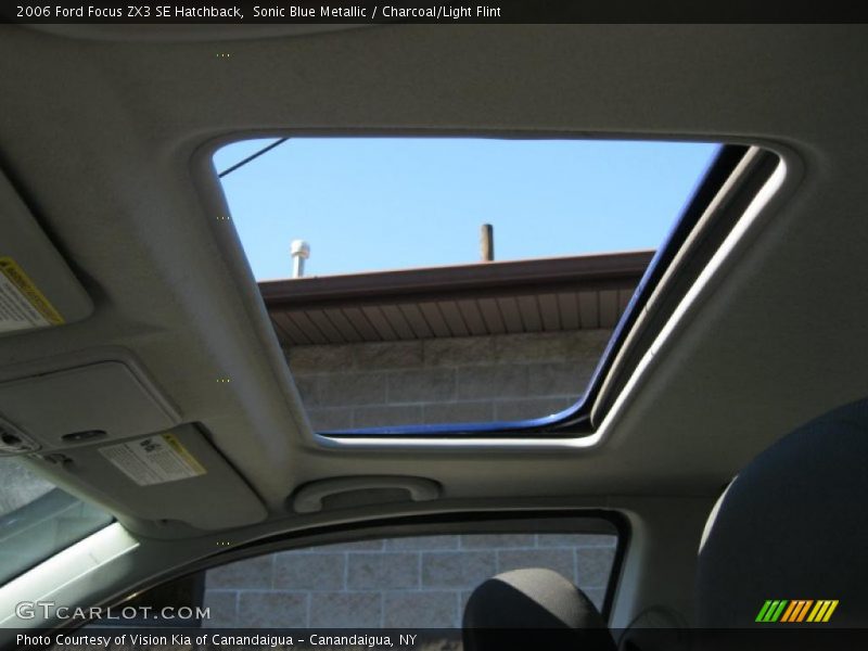 Sonic Blue Metallic / Charcoal/Light Flint 2006 Ford Focus ZX3 SE Hatchback