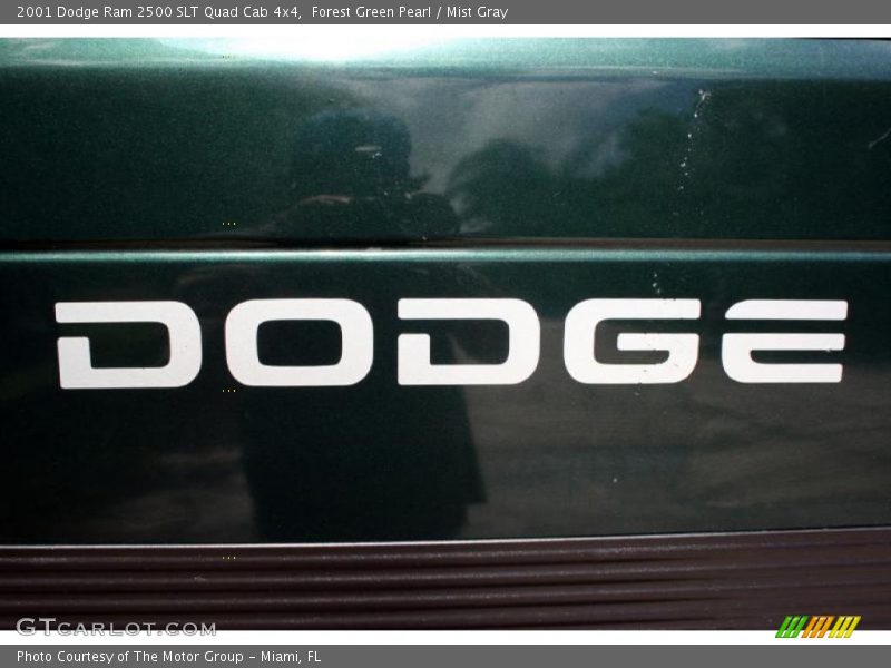 Forest Green Pearl / Mist Gray 2001 Dodge Ram 2500 SLT Quad Cab 4x4