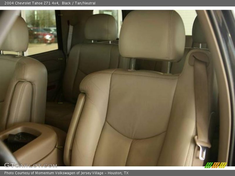 Black / Tan/Neutral 2004 Chevrolet Tahoe Z71 4x4