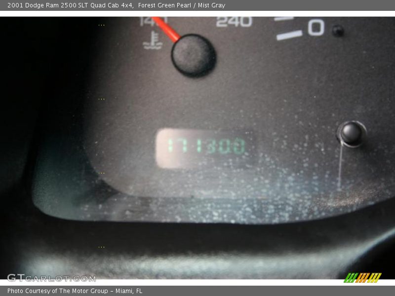 Forest Green Pearl / Mist Gray 2001 Dodge Ram 2500 SLT Quad Cab 4x4