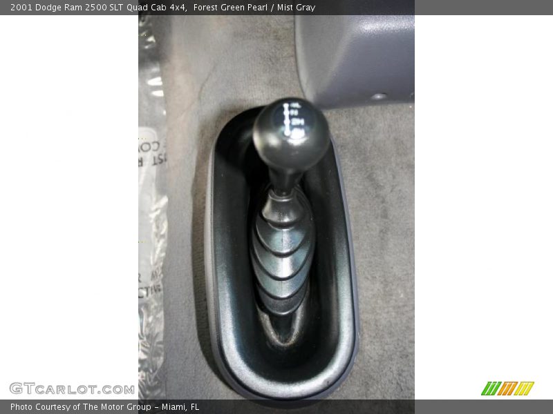 Forest Green Pearl / Mist Gray 2001 Dodge Ram 2500 SLT Quad Cab 4x4