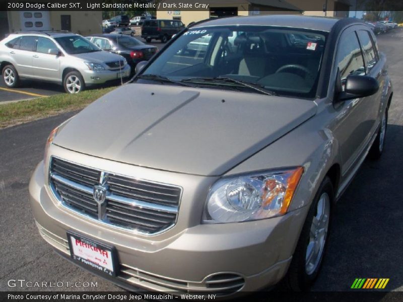 Light Sandstone Metallic / Dark Slate Gray 2009 Dodge Caliber SXT