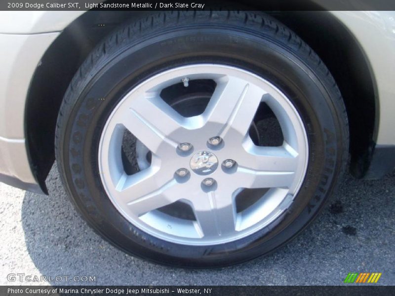 Light Sandstone Metallic / Dark Slate Gray 2009 Dodge Caliber SXT