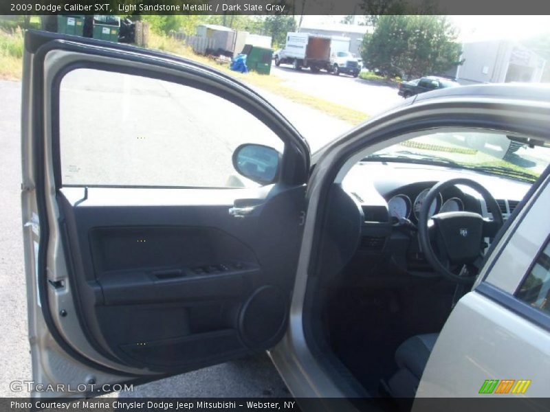 Light Sandstone Metallic / Dark Slate Gray 2009 Dodge Caliber SXT