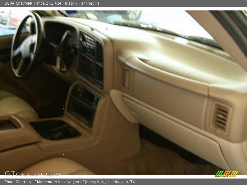 Black / Tan/Neutral 2004 Chevrolet Tahoe Z71 4x4