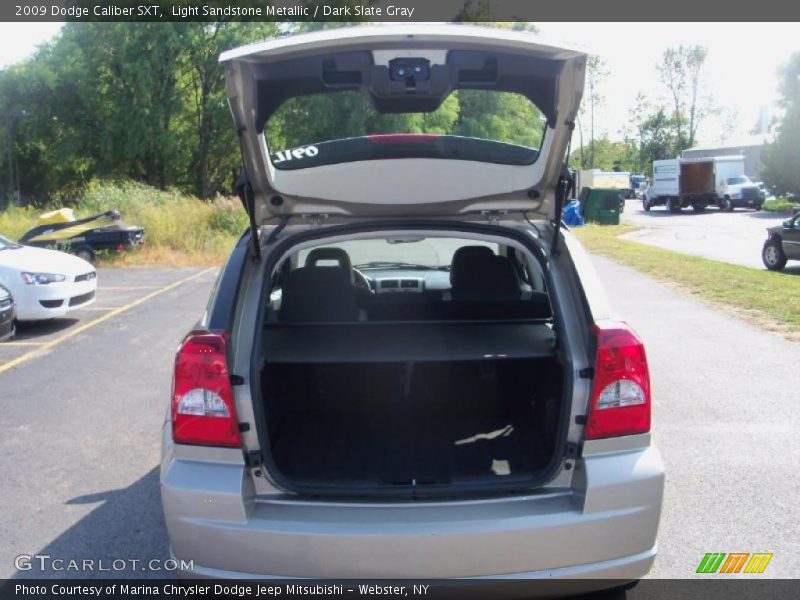Light Sandstone Metallic / Dark Slate Gray 2009 Dodge Caliber SXT