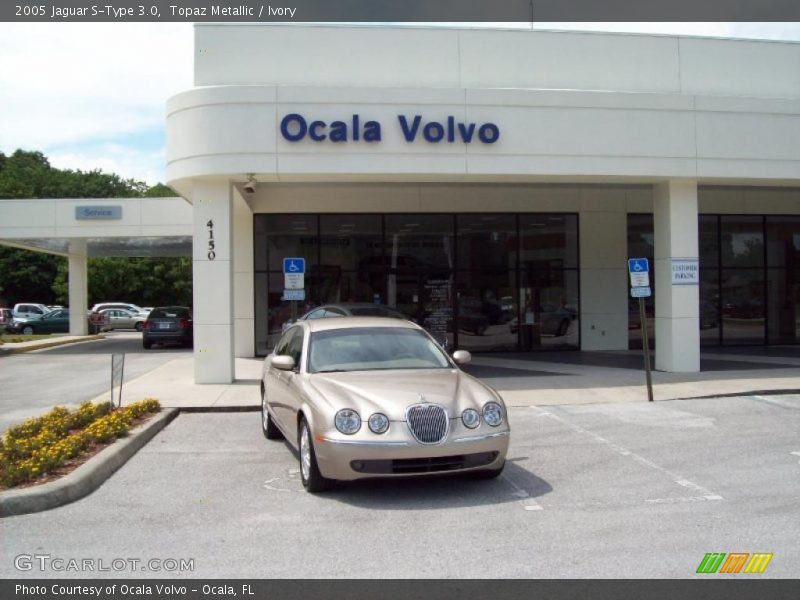 Topaz Metallic / Ivory 2005 Jaguar S-Type 3.0