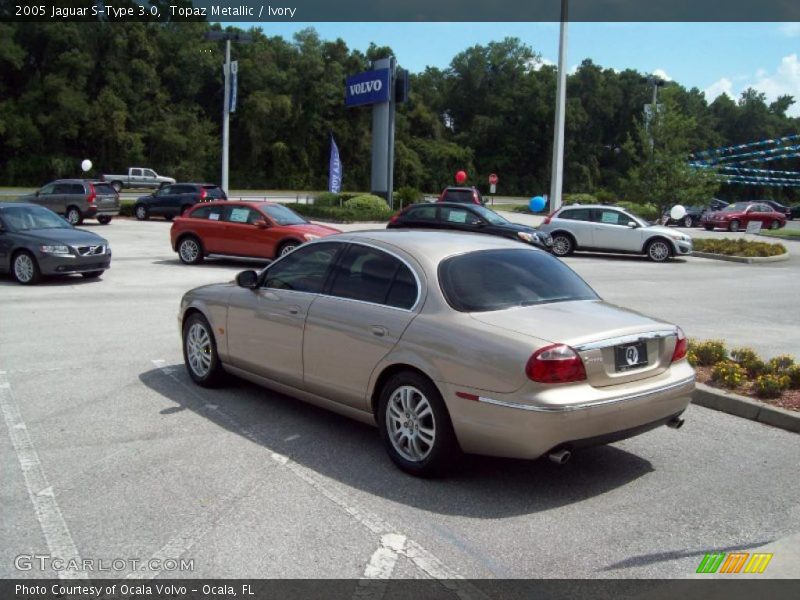 Topaz Metallic / Ivory 2005 Jaguar S-Type 3.0