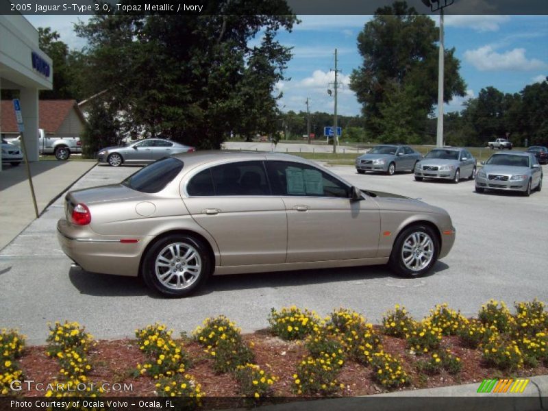 Topaz Metallic / Ivory 2005 Jaguar S-Type 3.0