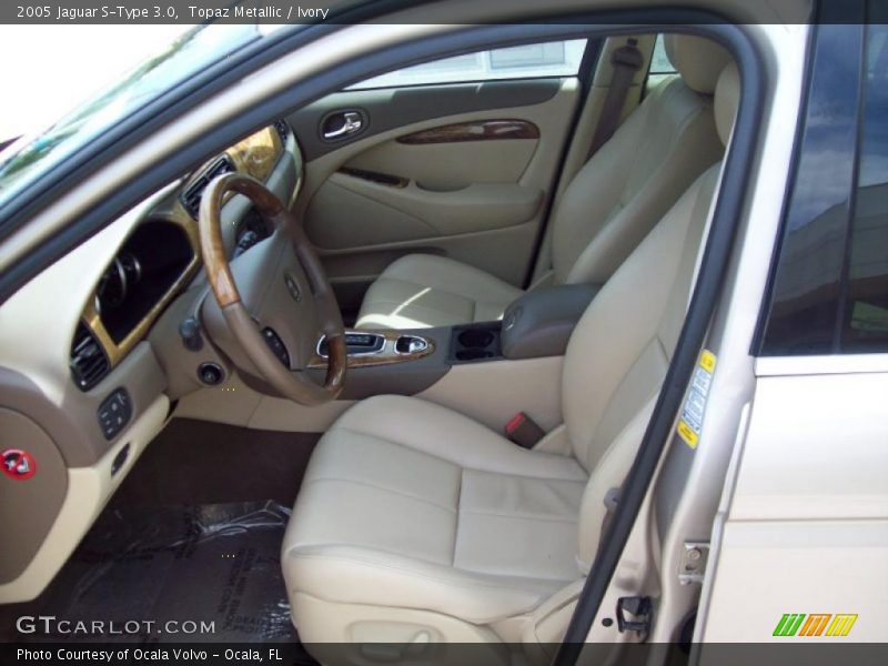Topaz Metallic / Ivory 2005 Jaguar S-Type 3.0