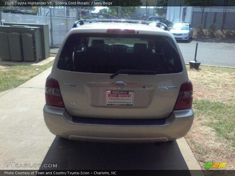 Sonora Gold Metallic / Ivory Beige 2006 Toyota Highlander V6