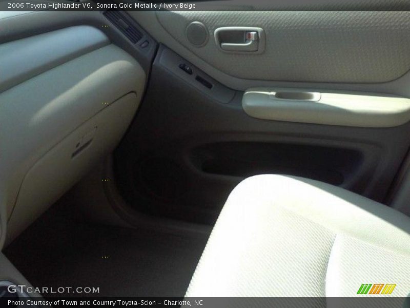 Sonora Gold Metallic / Ivory Beige 2006 Toyota Highlander V6