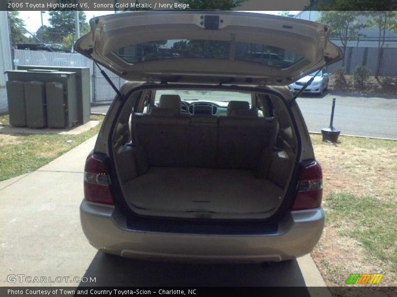 Sonora Gold Metallic / Ivory Beige 2006 Toyota Highlander V6