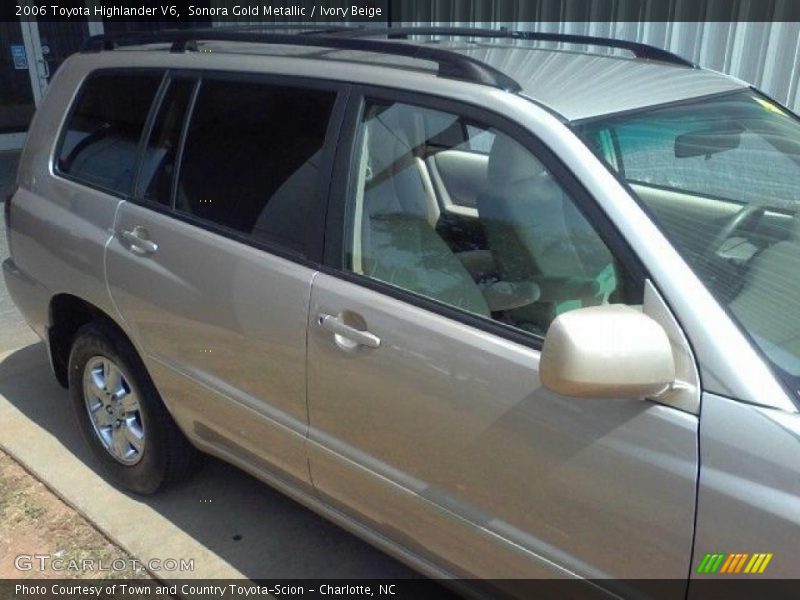 Sonora Gold Metallic / Ivory Beige 2006 Toyota Highlander V6
