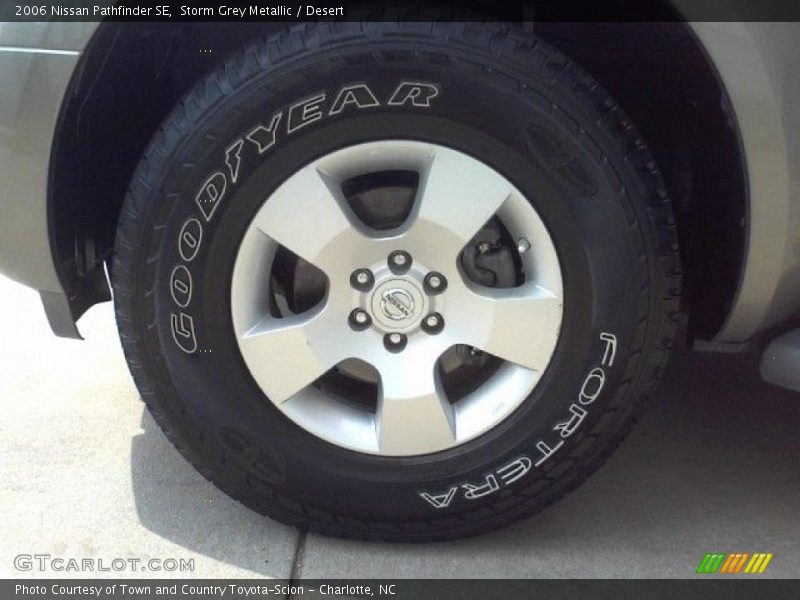 Storm Grey Metallic / Desert 2006 Nissan Pathfinder SE