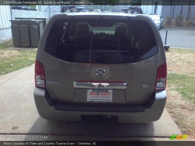 Storm Grey Metallic / Desert 2006 Nissan Pathfinder SE
